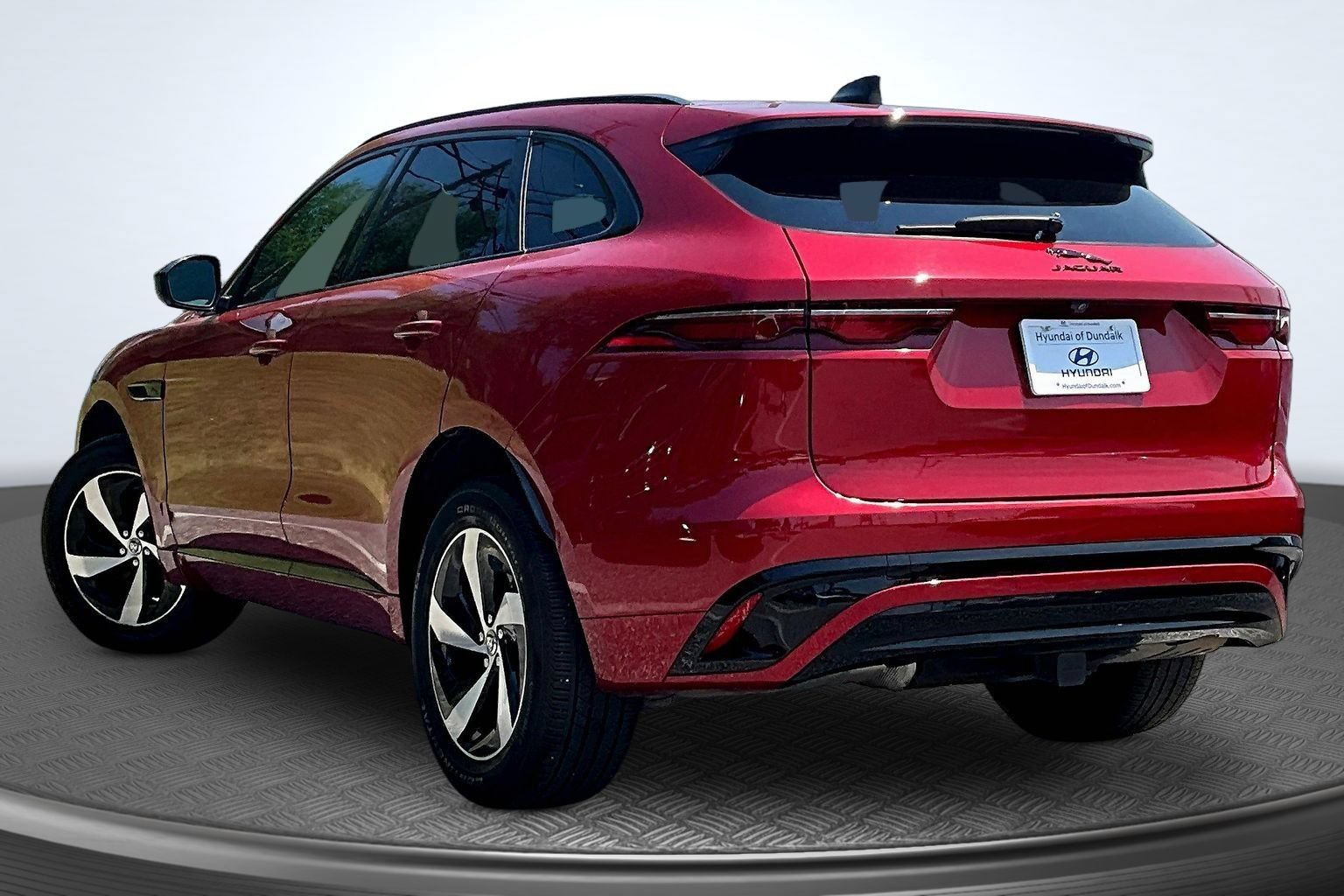 Used 2024 Jaguar F-PACE R-Dynamic S AWD/4WD image 3