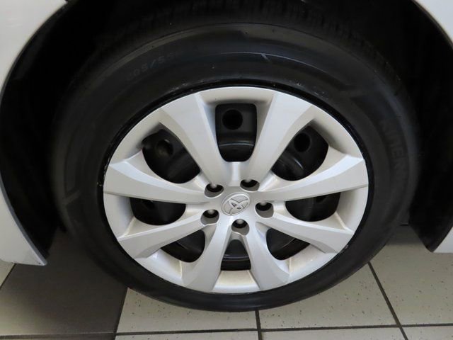 Used 2024 Toyota Corolla LE image 16