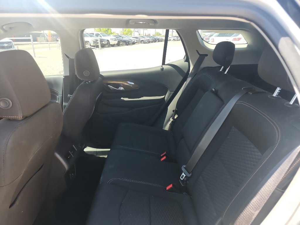 Used 2020 GMC Terrain SLE w/ Driver Convenience Package FWD image 12