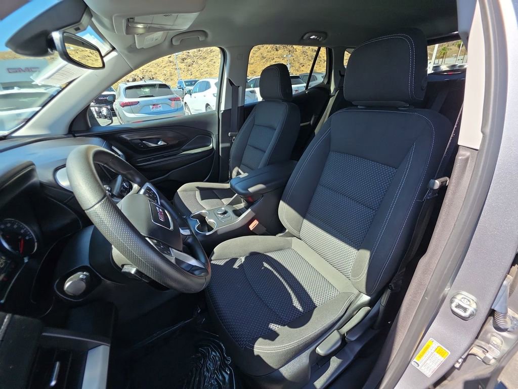 Used 2024 GMC Terrain SLE image 20