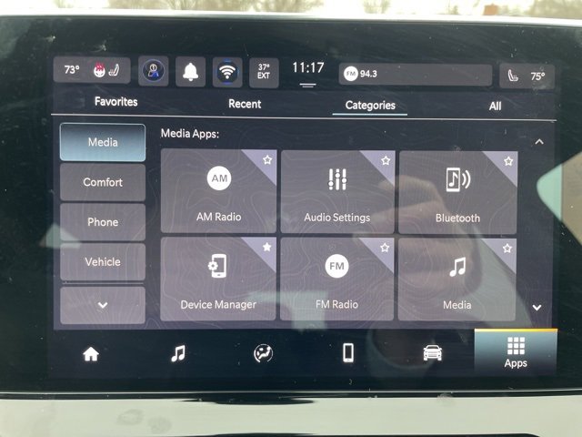 Used 2025 Jeep Compass Limited image 4