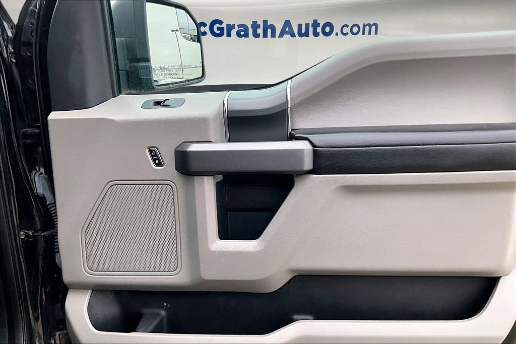 Used 2016 Ford F150 XLT w/ XTR Package image 29