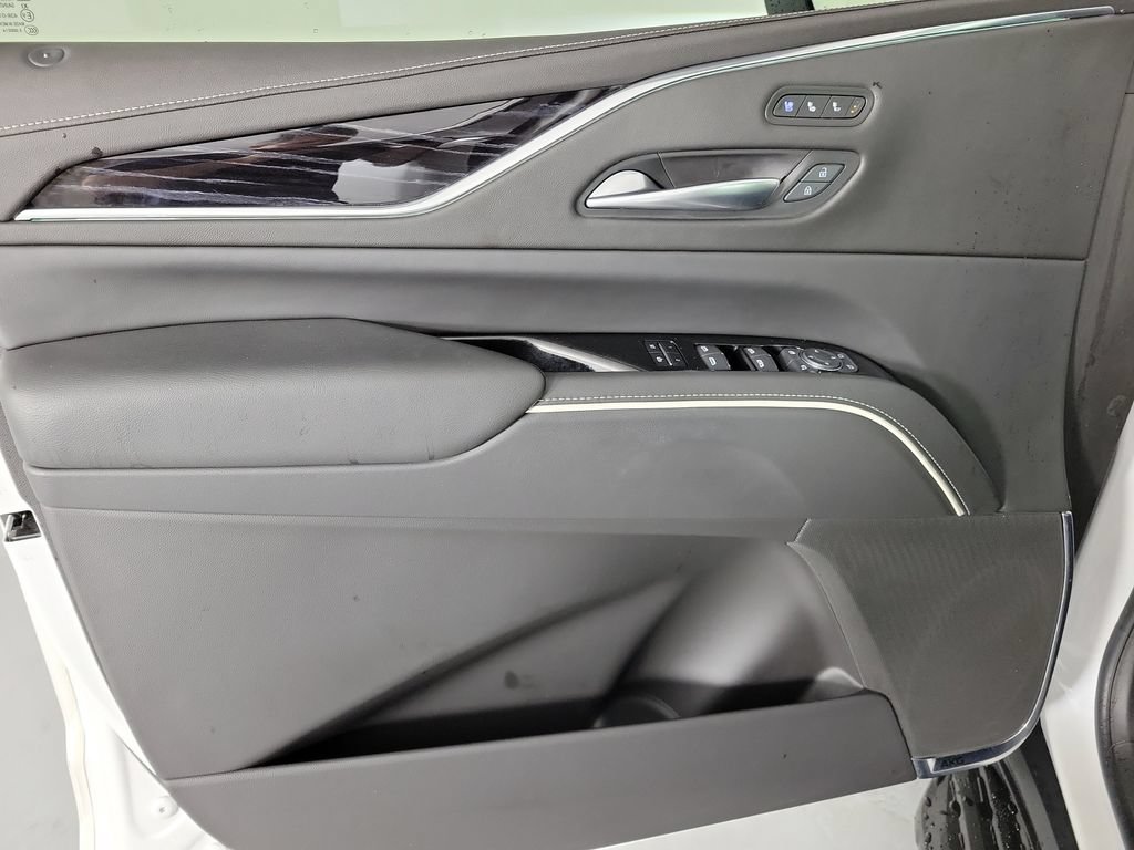 Certified 2022 Cadillac Escalade Sport AWD/4WD image 21