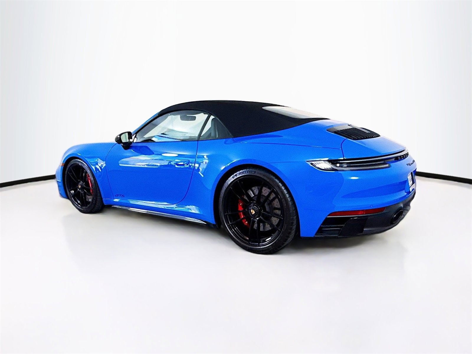 Certified 2023 Porsche 911 Carrera 4 GTS image 3