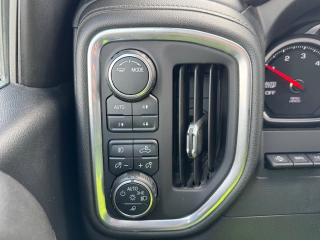 Used 2021 Chevrolet Silverado 1500 High Country w/ Technology Package image 37