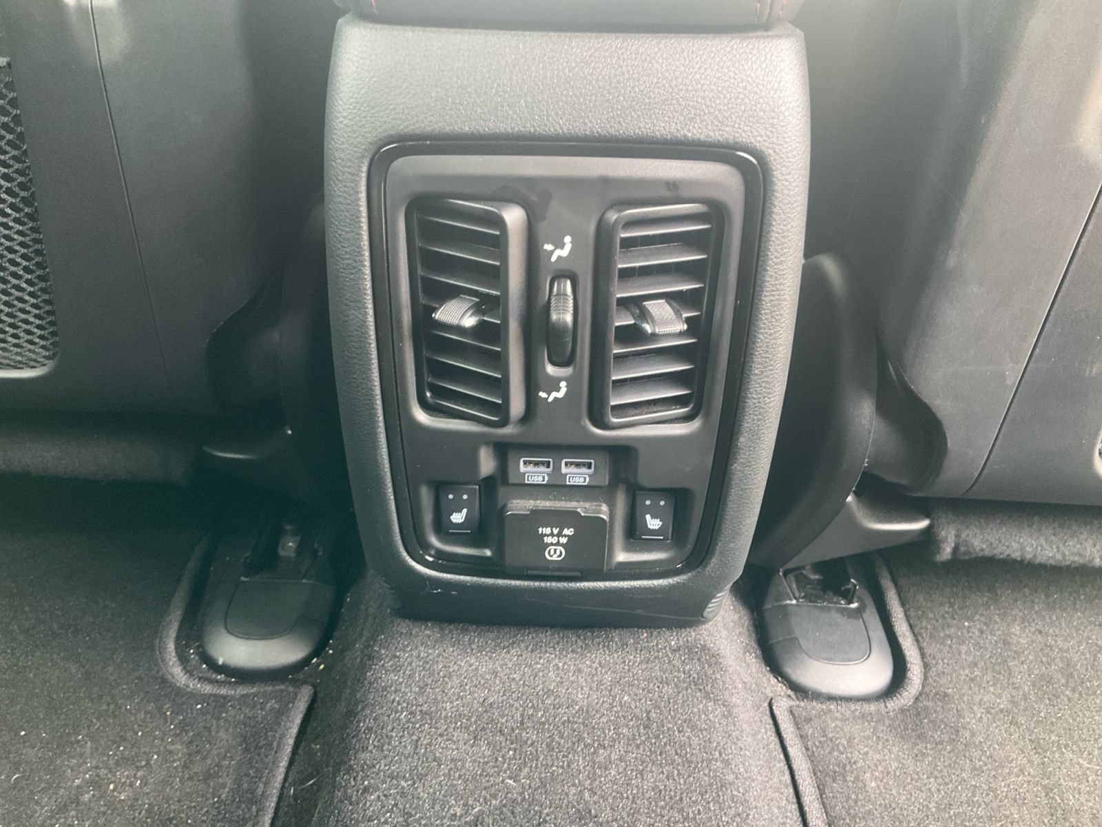 Used 2021 Dodge Durango R/T w/ Tow 'N Go Package AWD/4WD image 19