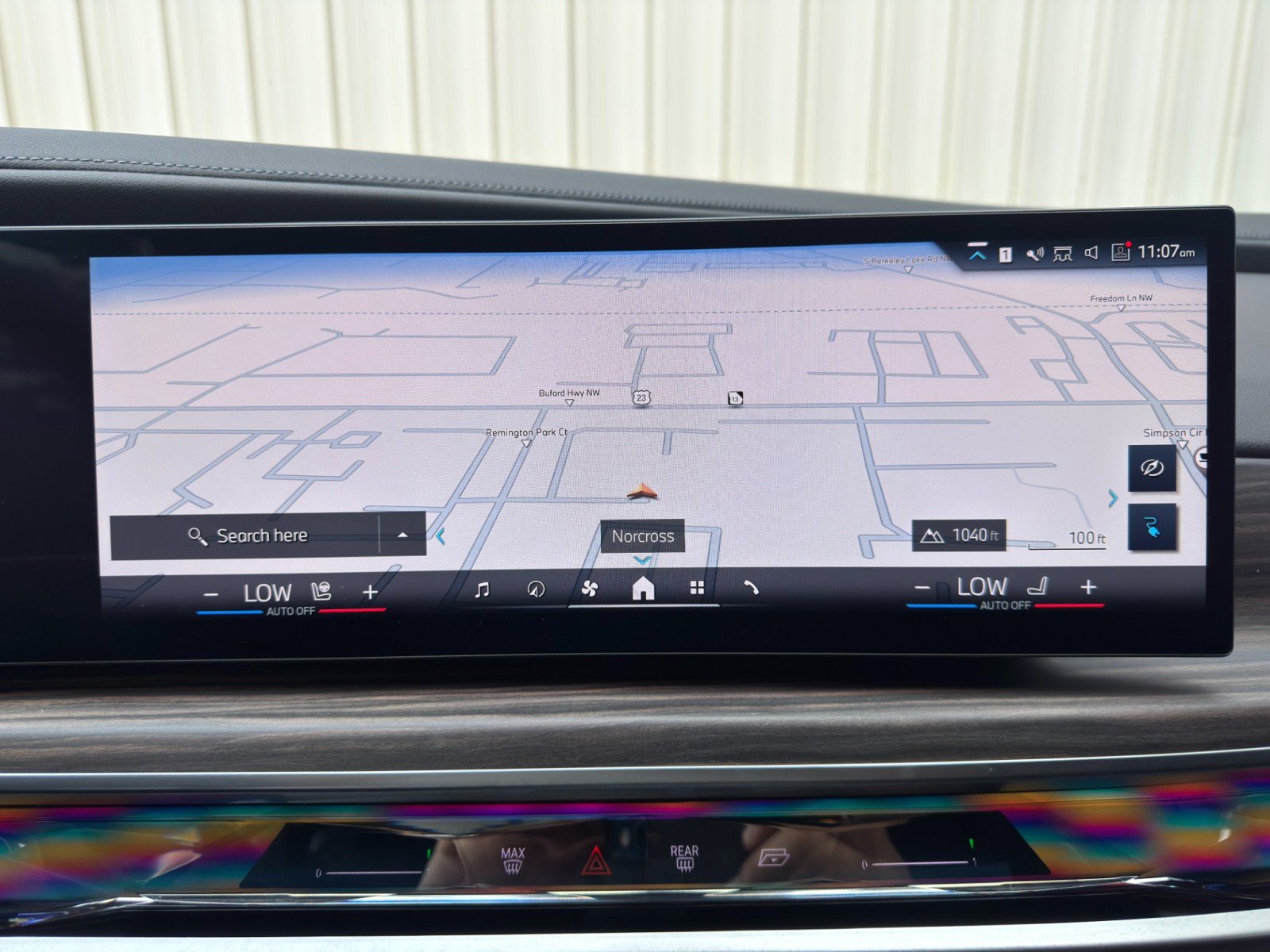 Used 2023 BMW i7 xDrive60 w/ Executive Package 2 AWD/4WD image 28