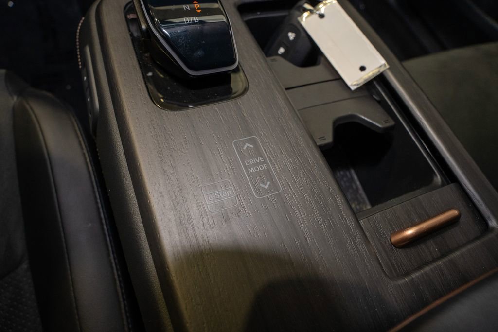 Certified 2023 Nissan Ariya ENGAGE e-4ORCE image 18