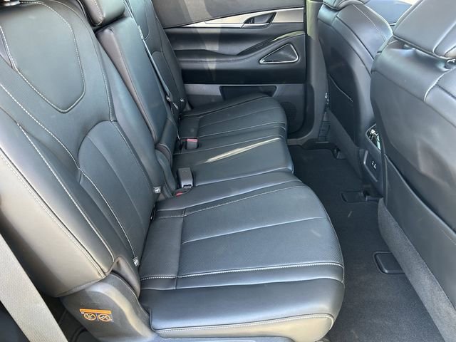 Certified 2025 INFINITI QX60 Luxe w/ Vision Package image 14