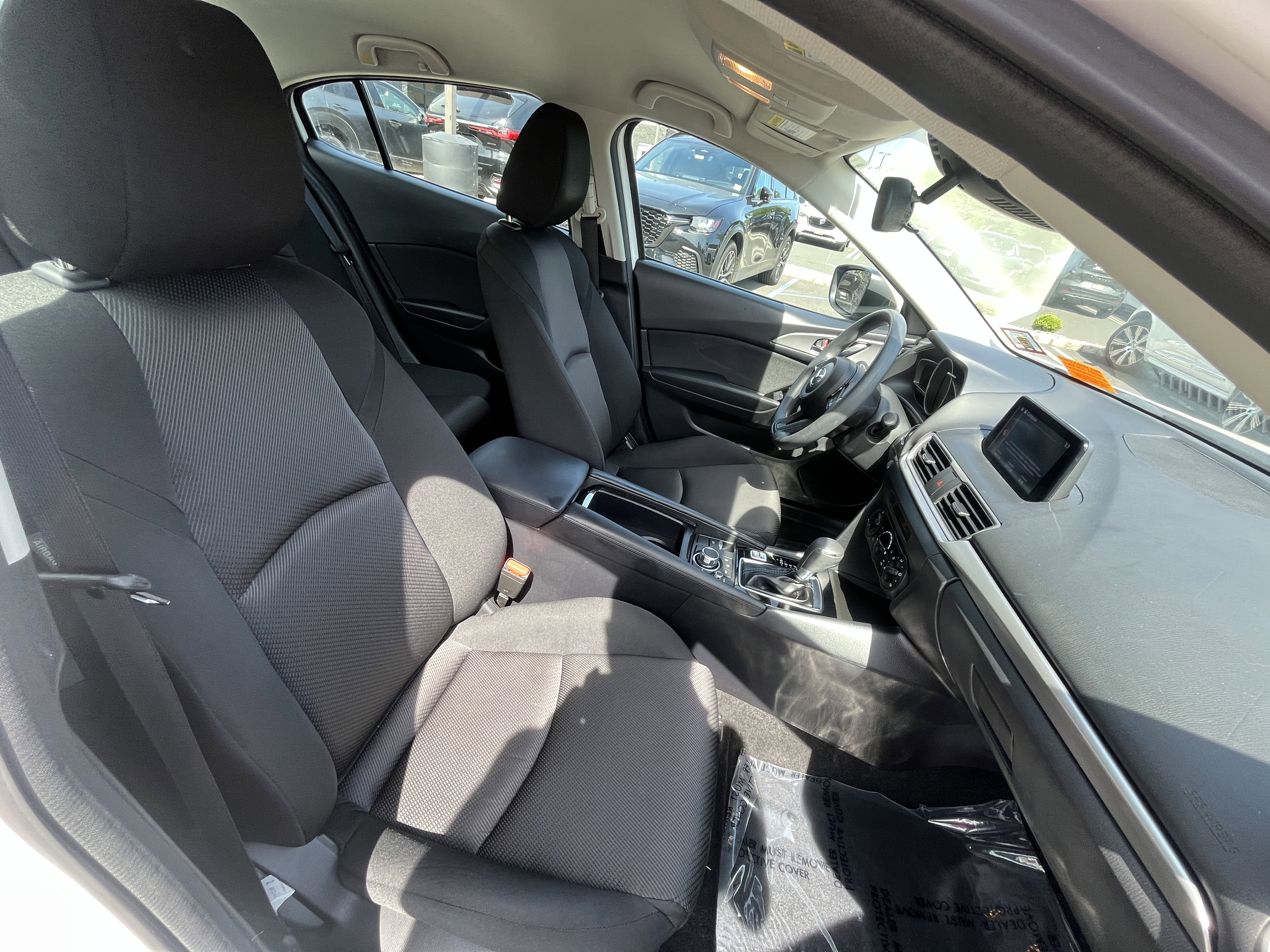 Used 2018 MAZDA MAZDA3 Sport FWD image 29