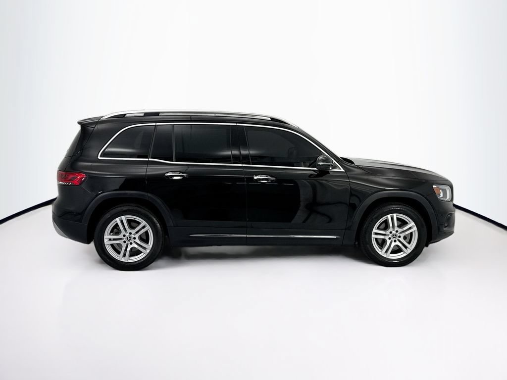 Used 2023 Mercedes-Benz GLB 250 image 4