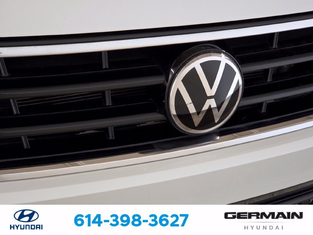 Used 2024 Volkswagen Tiguan SE R-Line AWD/4WD image 13