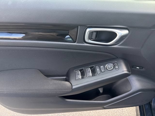 Used 2025 Honda Civic Sport image 9