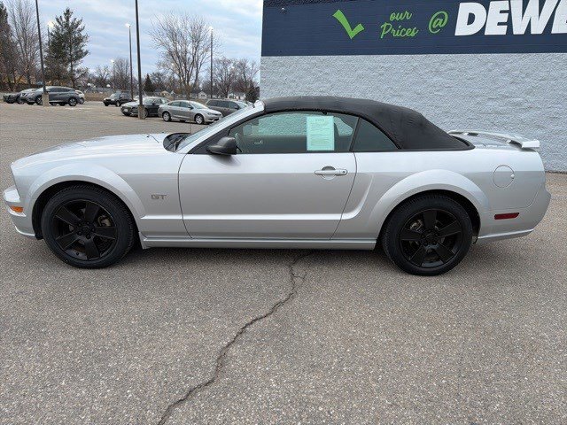 Used 2006 Ford Mustang GT Premium image 2