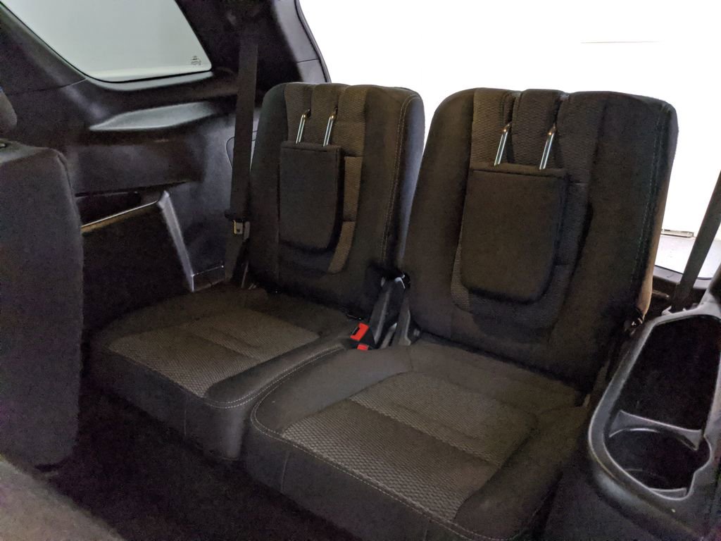 Used 2017 Ford Explorer XLT FWD image 18