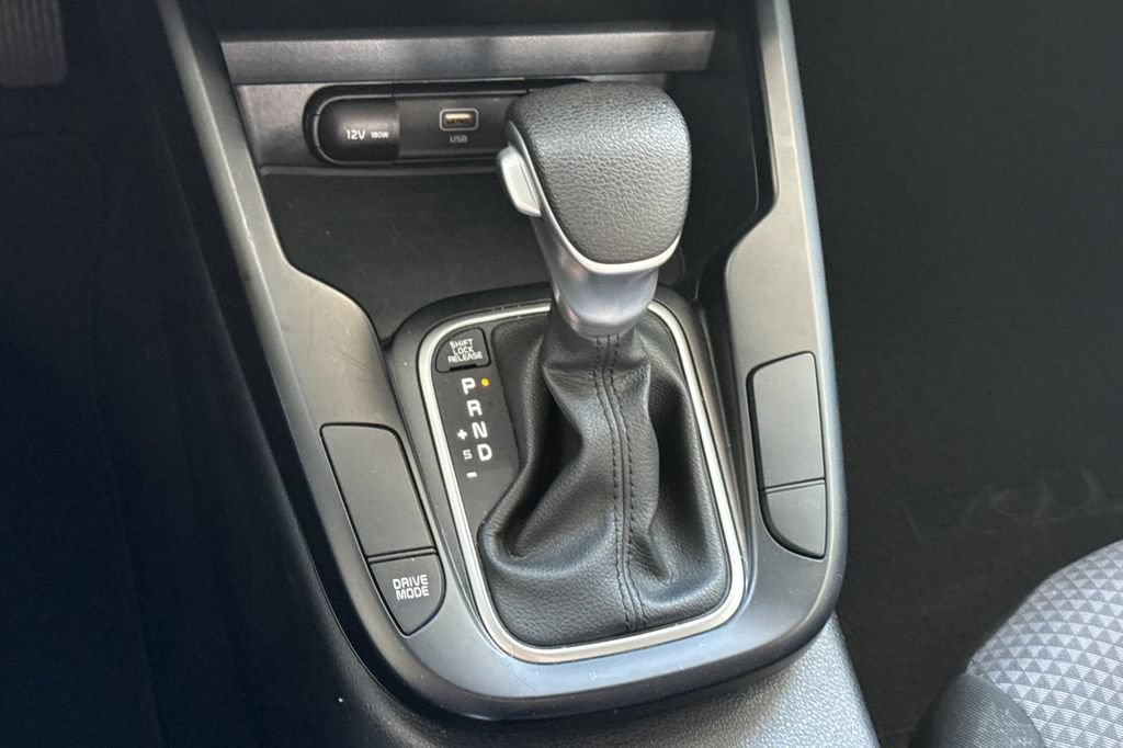 Used 2024 Kia Soul LX w/ Option Group 015 FWD image 29