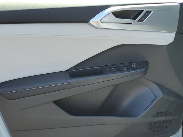 New 2026 Volkswagen Taos SE AWD/4WD image 15