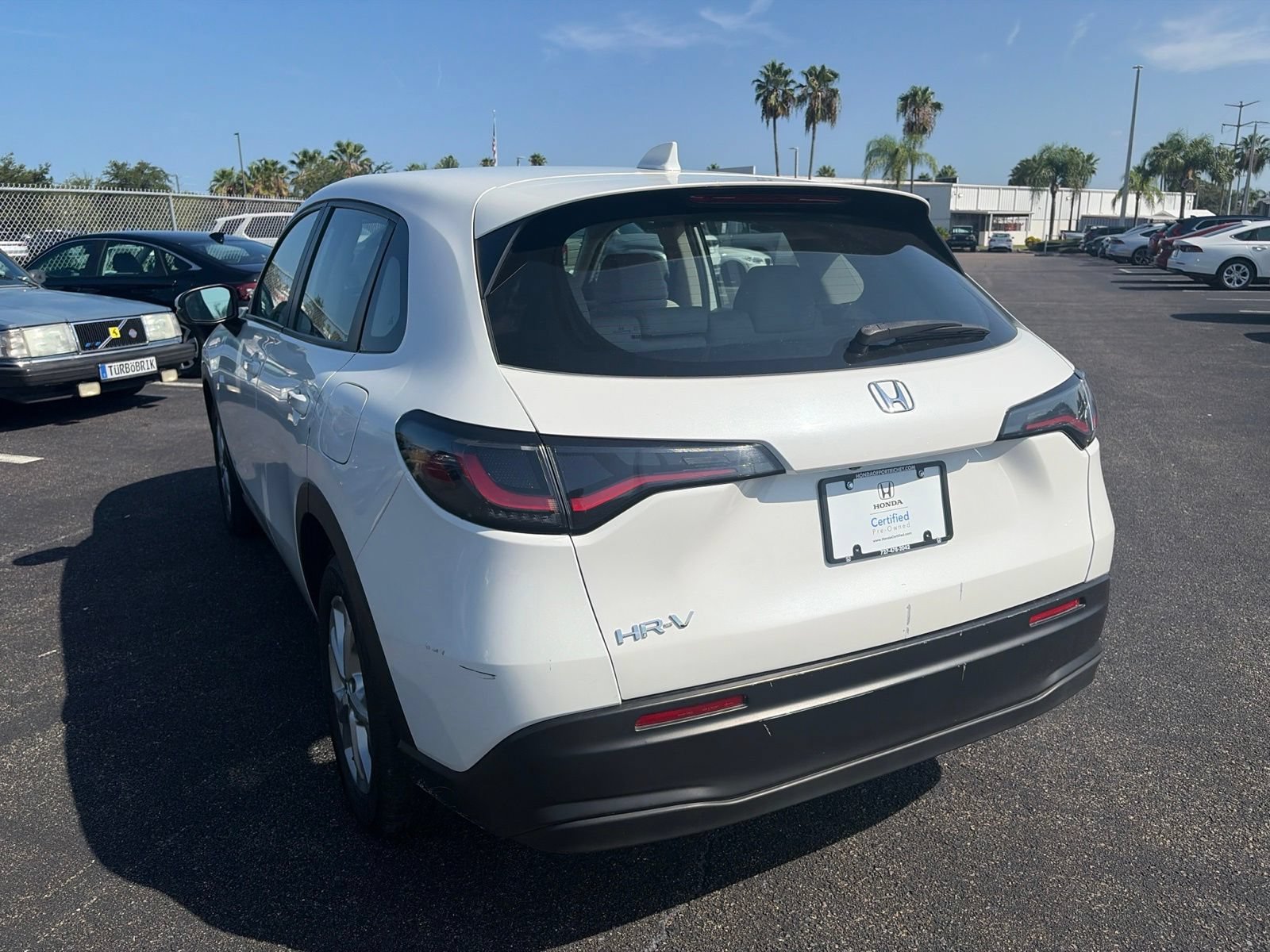 Certified 2023 Honda HR-V LX image 5