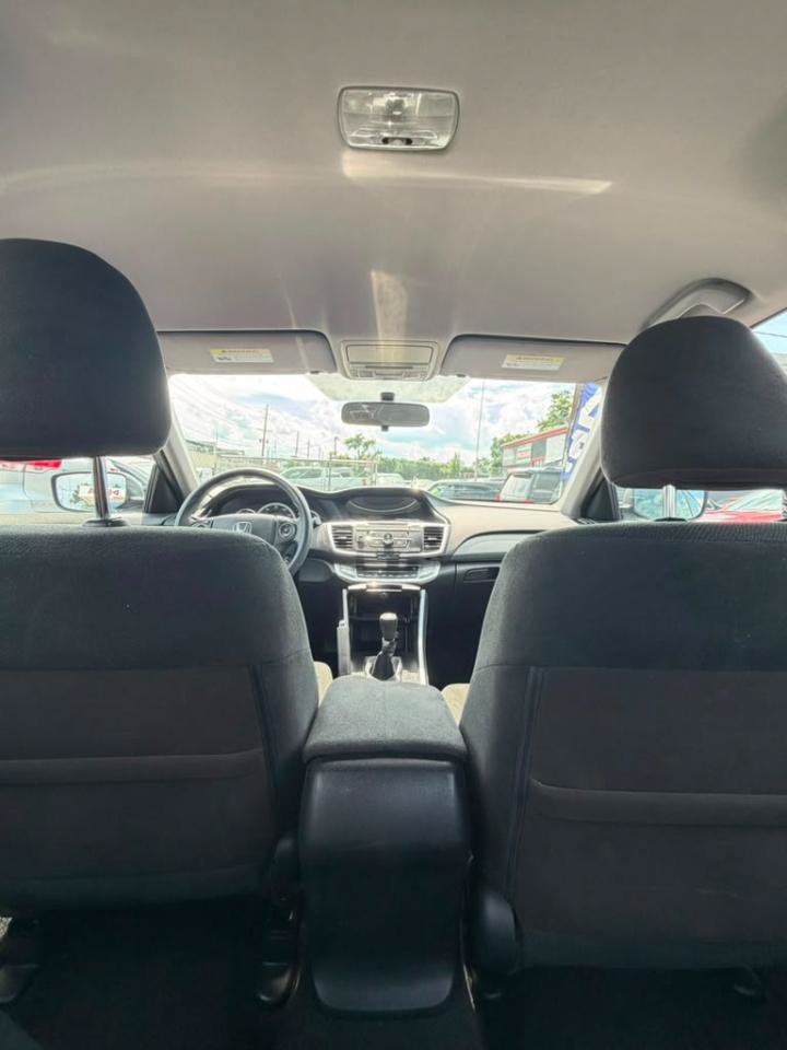 Used 2013 Honda Accord LX image 28