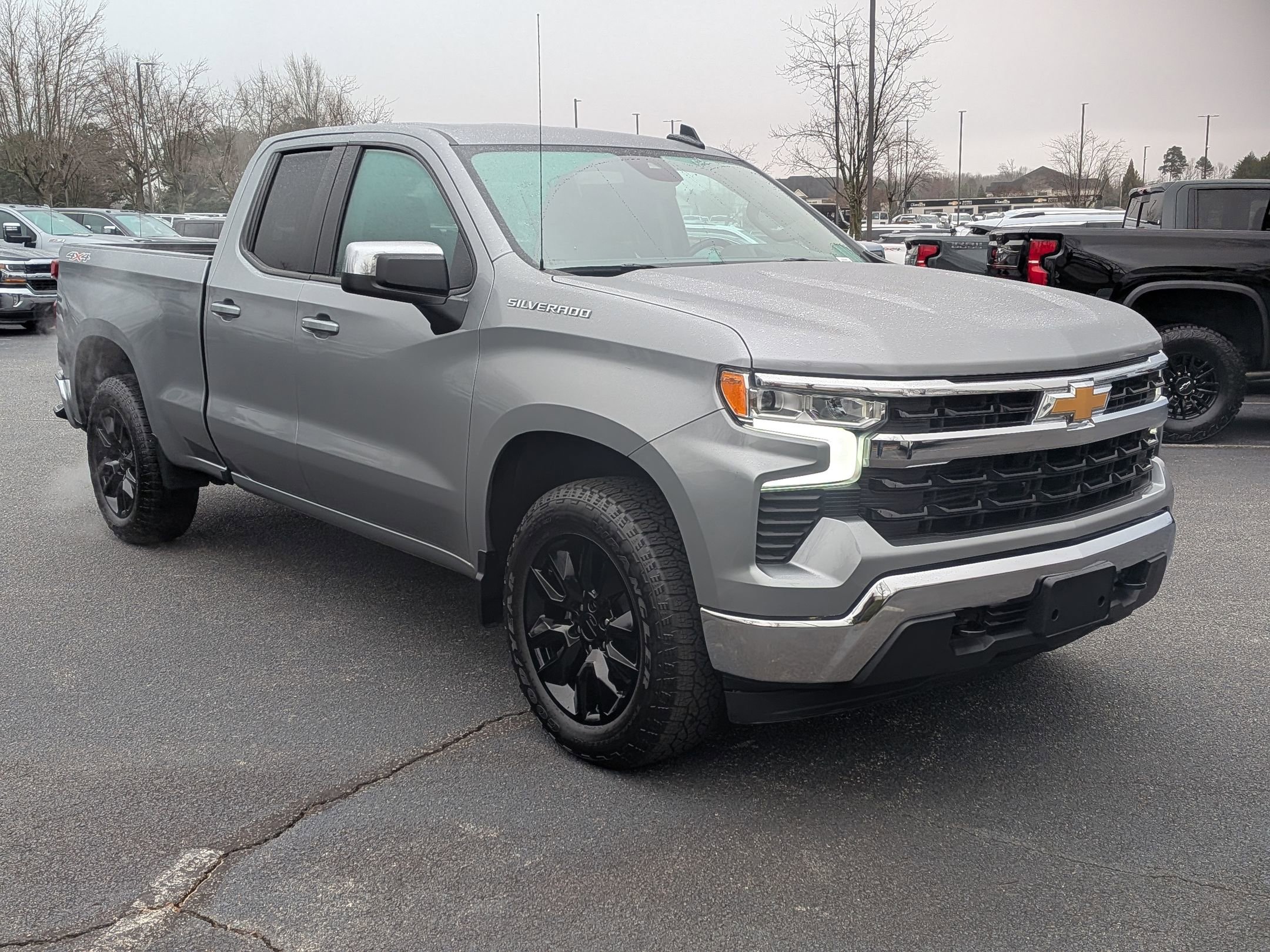 Used 2024 Chevrolet Silverado 1500 LT video 2