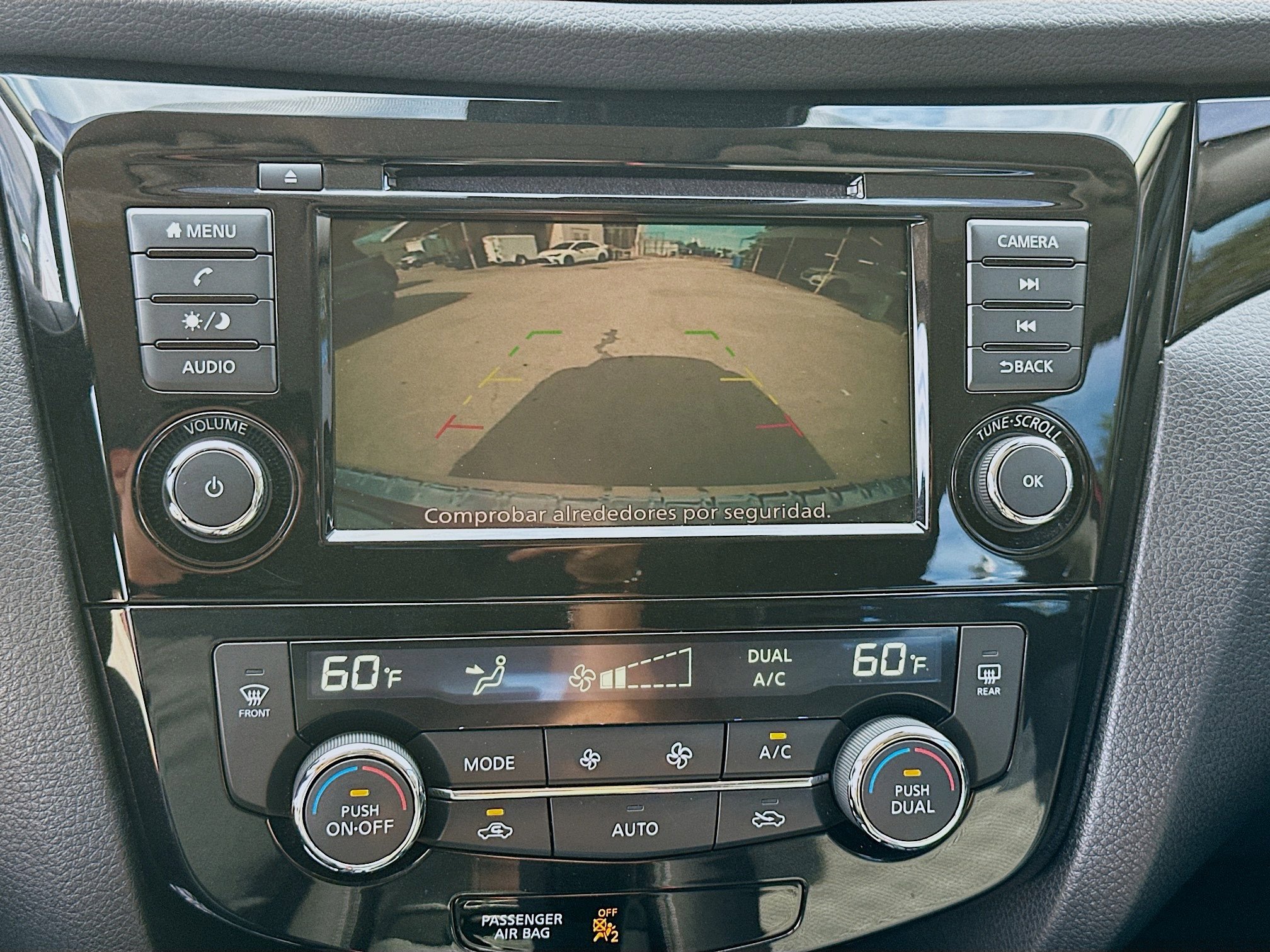 Used 2020 Nissan Rogue Sport SV image 13