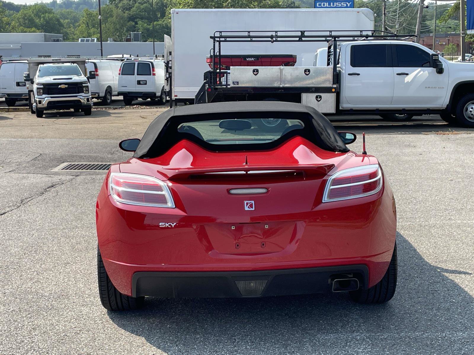 Used 2008 Saturn Sky w/ Premium Trim Package RWD image 4
