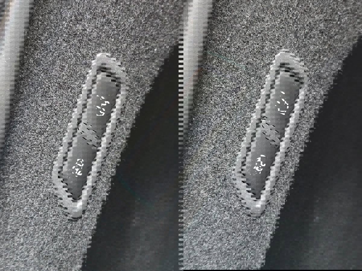 Used 2022 Maserati Levante GT image 56