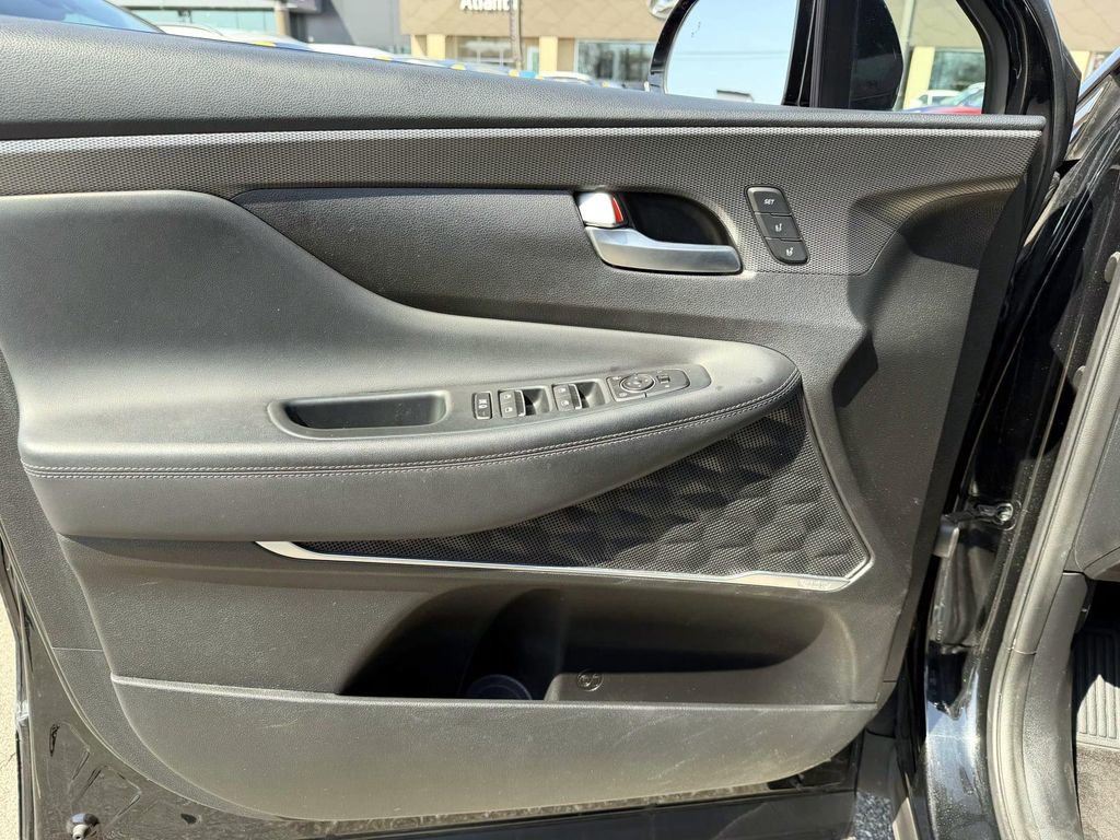 Used 2020 Hyundai Santa Fe Limited image 18