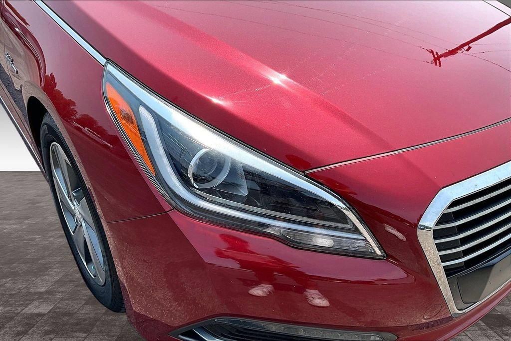 Used 2017 Hyundai Sonata Limited w/ Ultimate Package 02 FWD image 30