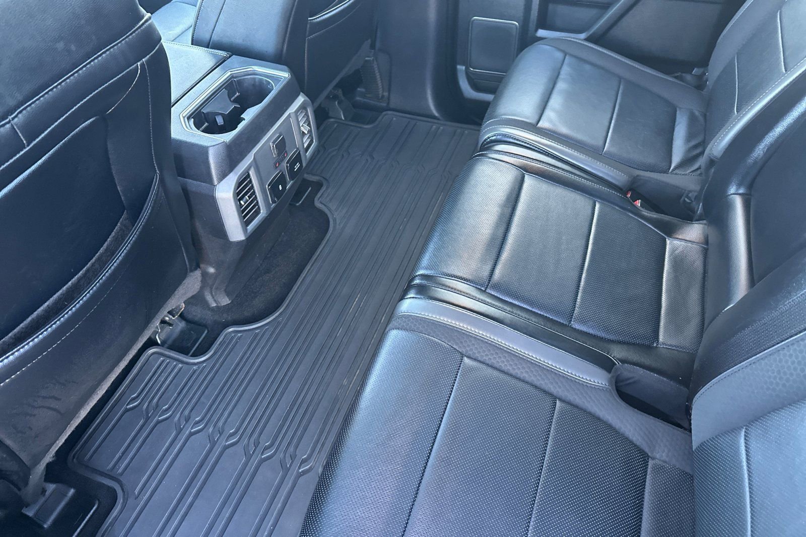 Used 2019 Ford F150 Raptor w/ Equipment Group 802A Luxury image 14