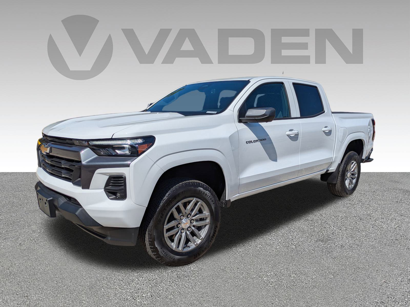 New 2025 Chevrolet Colorado W/T w/ WT Convenience Package II image 2