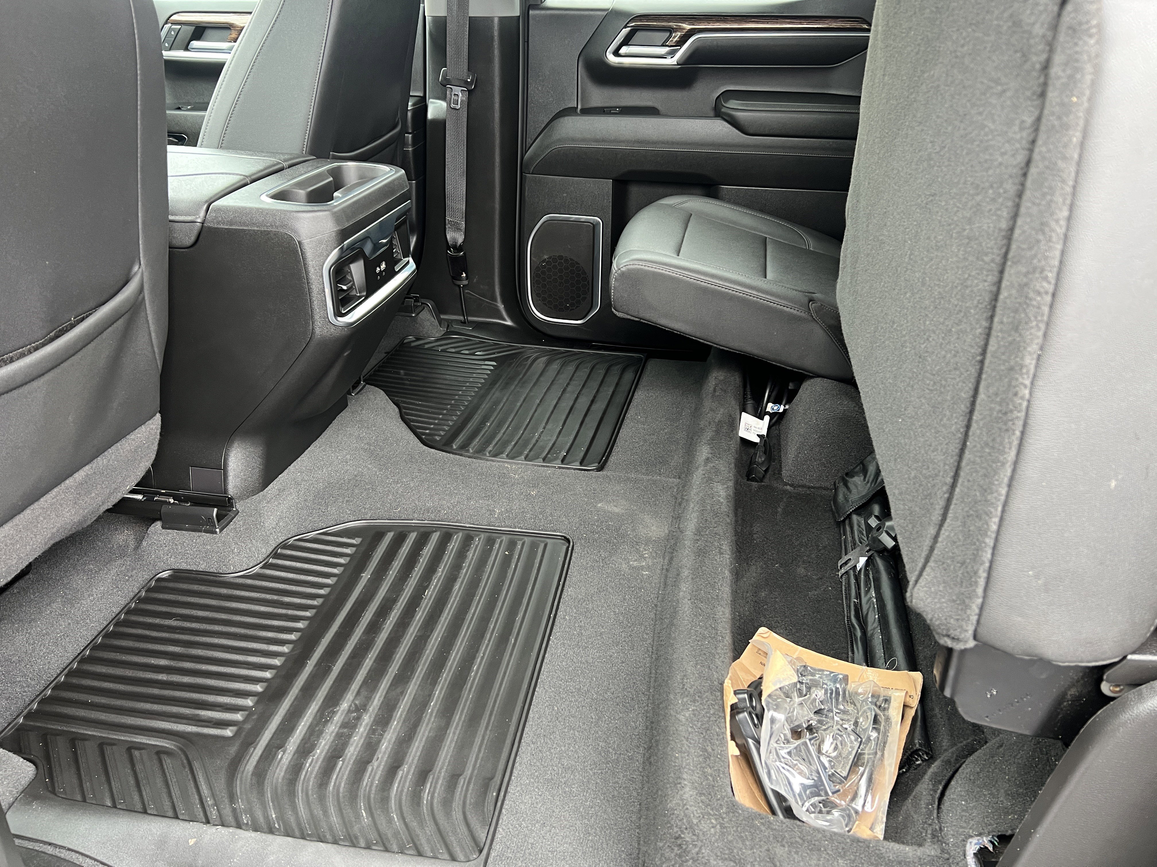 Used 2024 GMC Sierra 1500 Elevation w/ Elevation Premium Package image 19