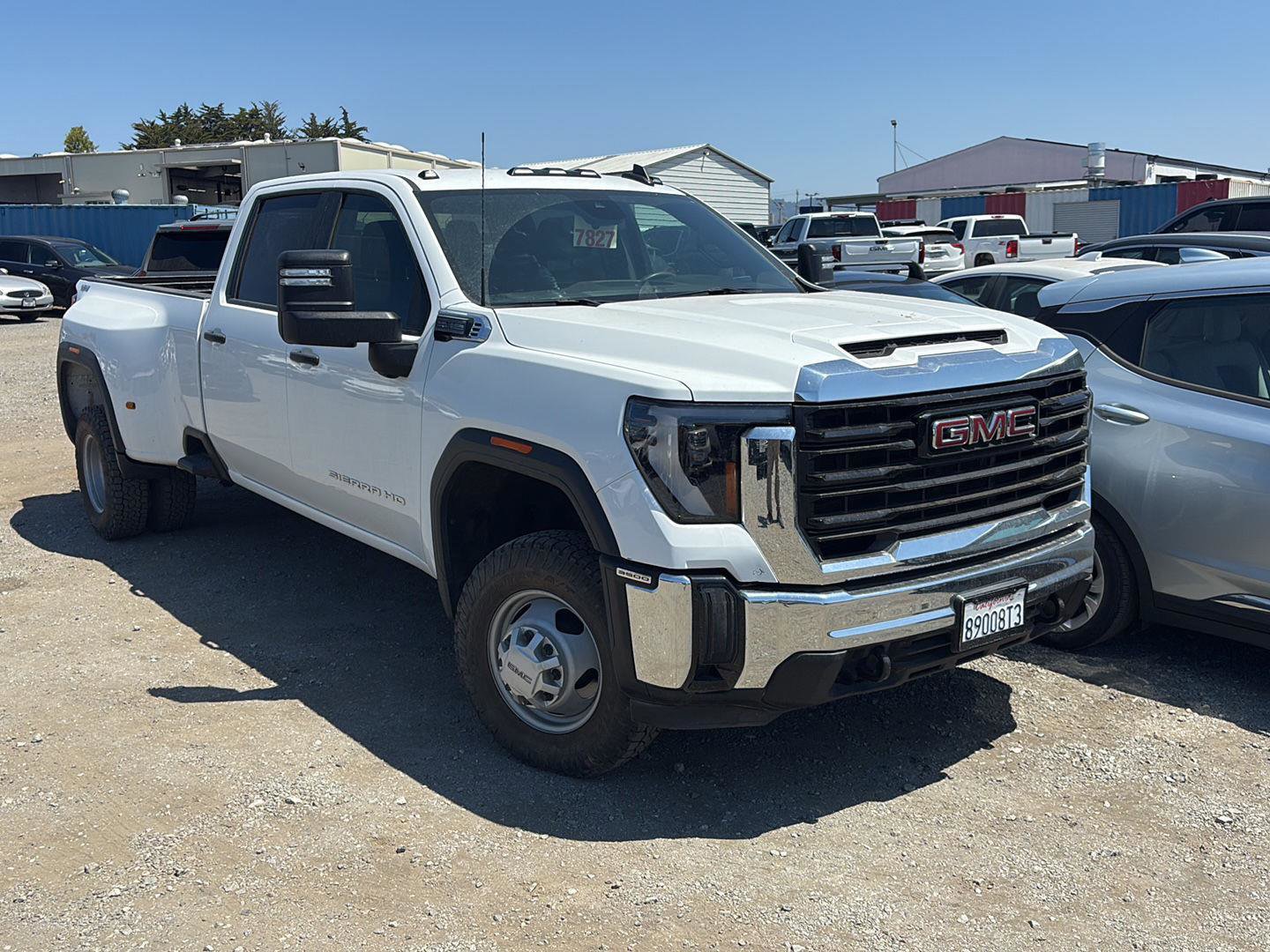 Used 2024 GMC Sierra 3500 Pro image 2