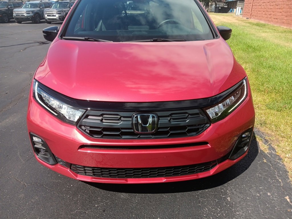 Used 2025 Honda Odyssey Sport-L image 2