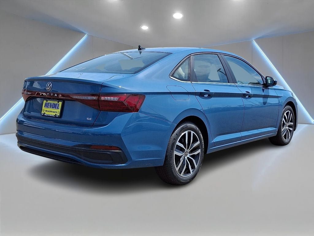 New 2026 Volkswagen Jetta SE FWD image 4
