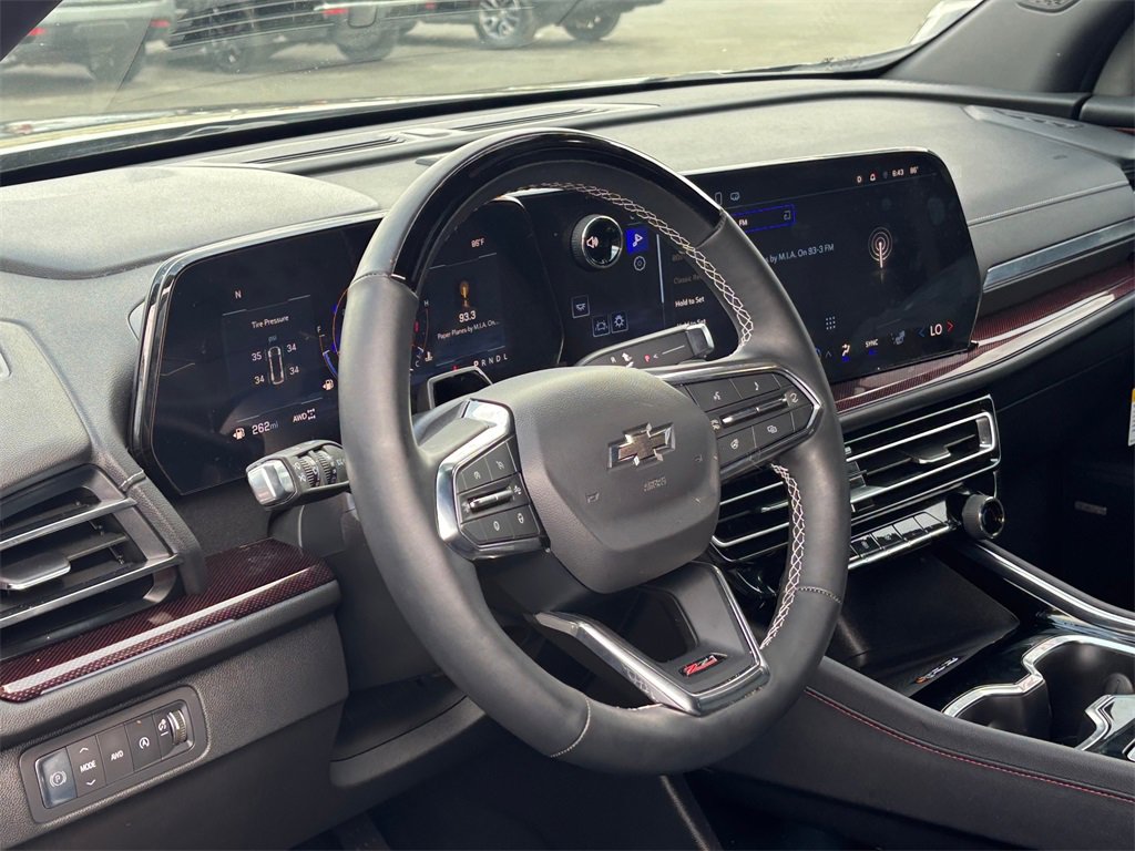 Certified 2025 Chevrolet Traverse Z71 w/ Enhanced Driving Package image 9