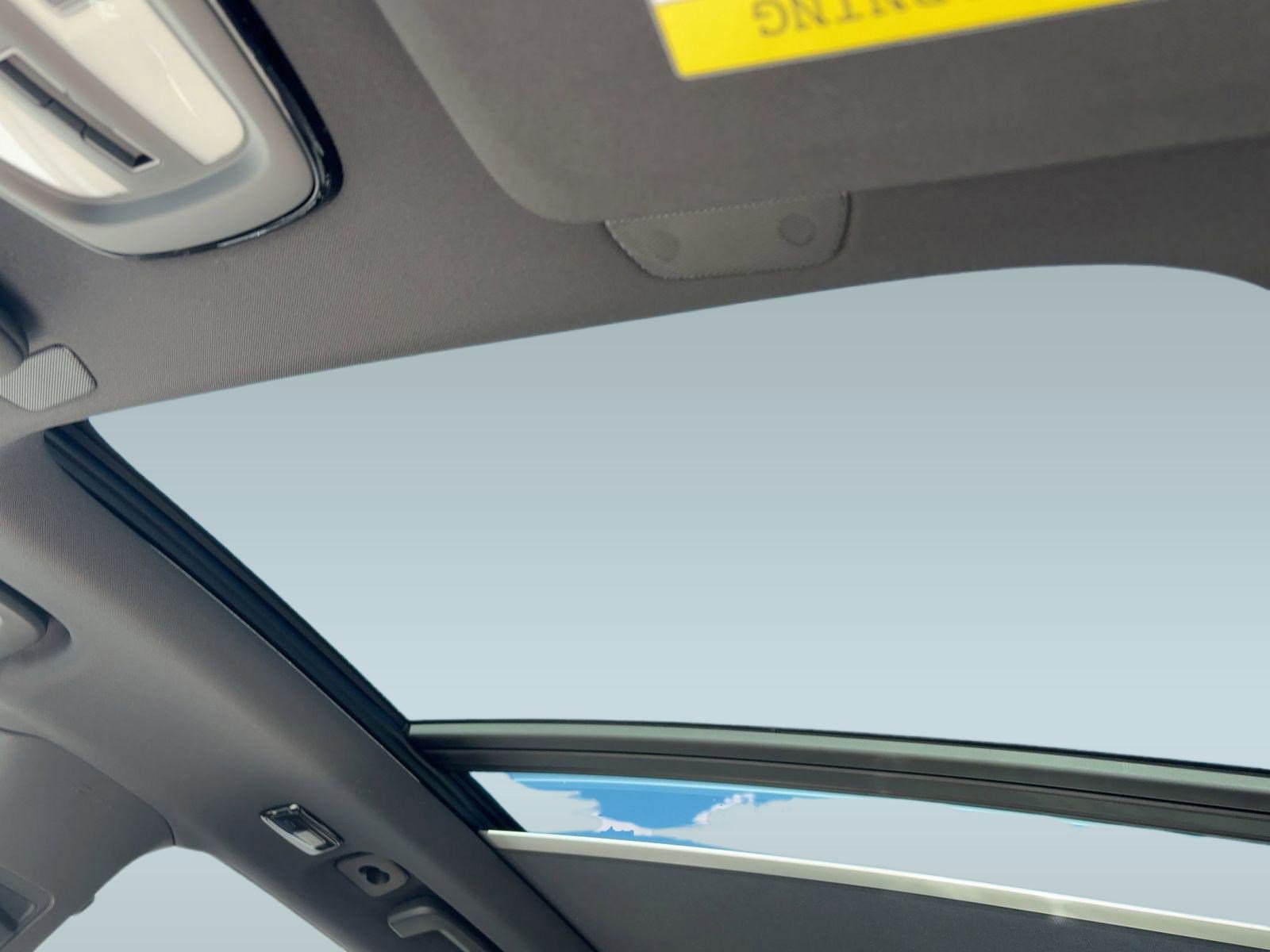 New 2026 Volvo XC90 B5 Plus image 15