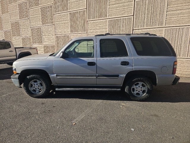 Used 2004 Chevrolet Tahoe LS w/ Cargo Package image 2