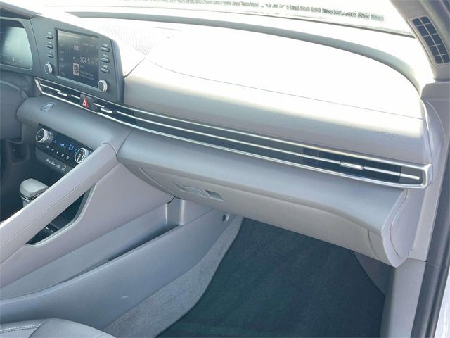 Certified 2025 Hyundai Elantra Sport image 22