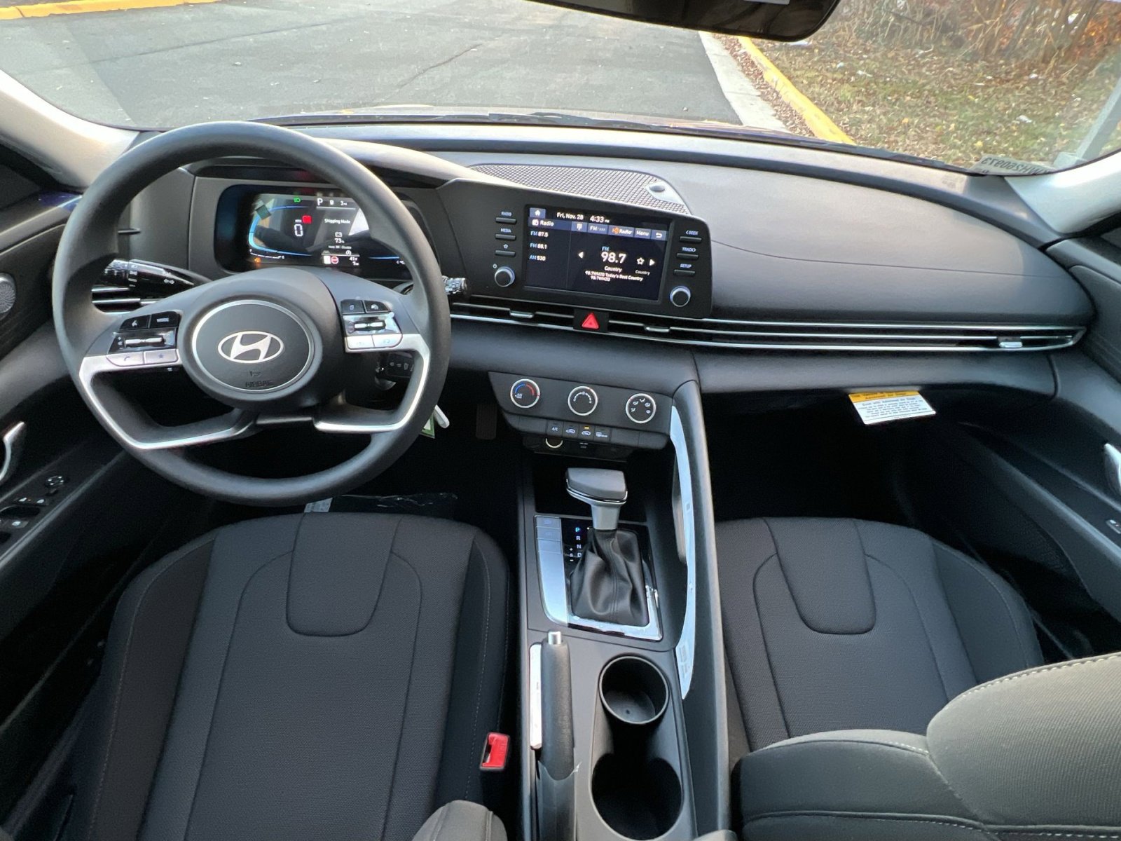 New 2026 Hyundai Elantra SE image 22