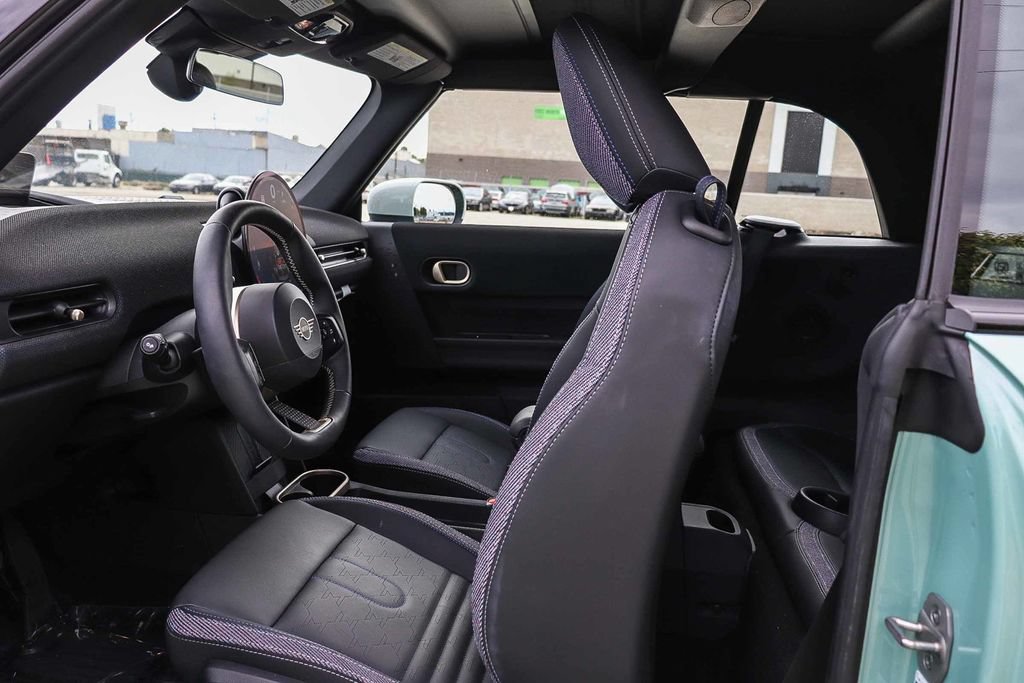 Used 2026 MINI Cooper S FWD image 25
