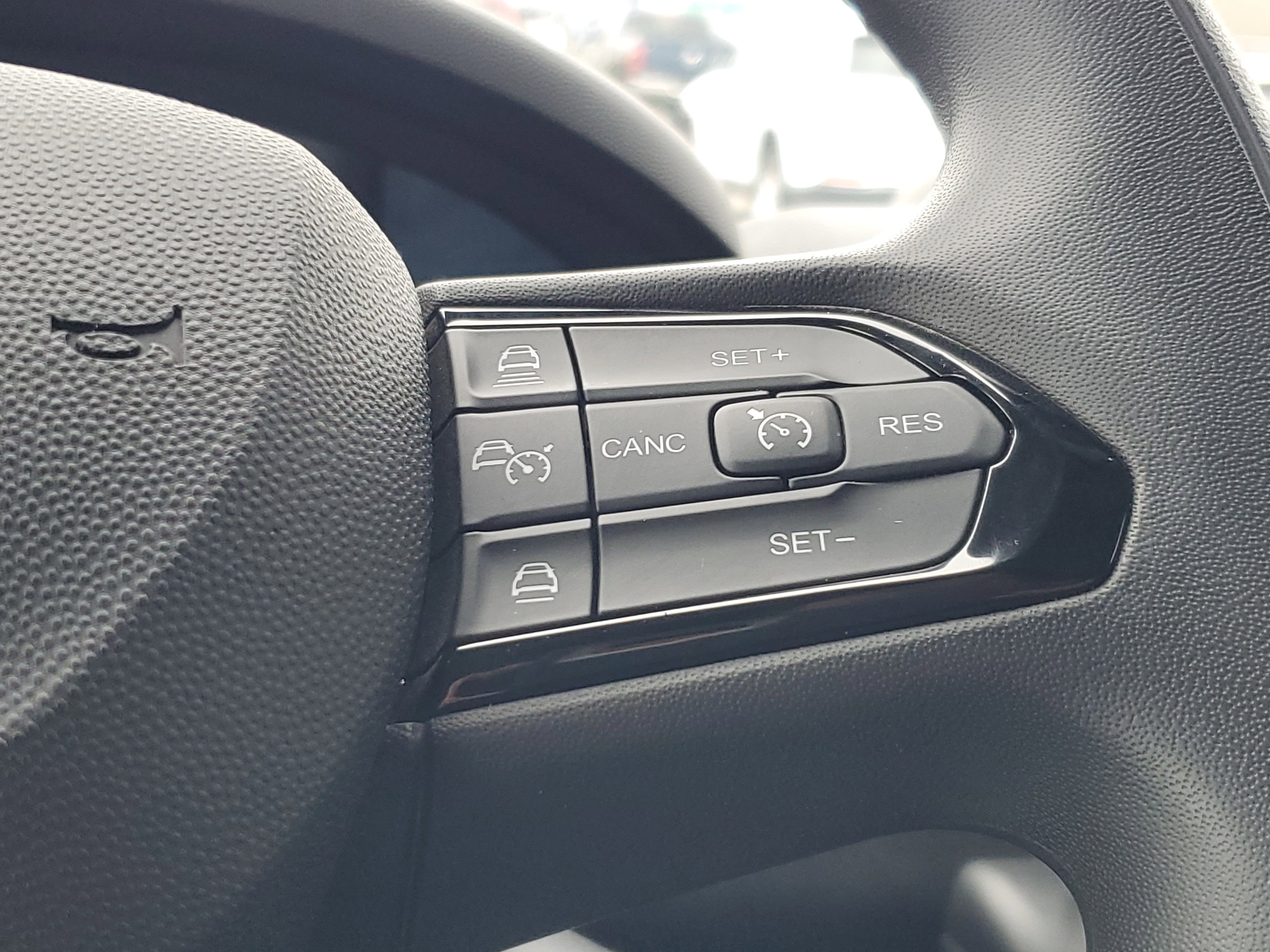 Used 2025 RAM ProMaster 2500 w/ Convenience Group image 11