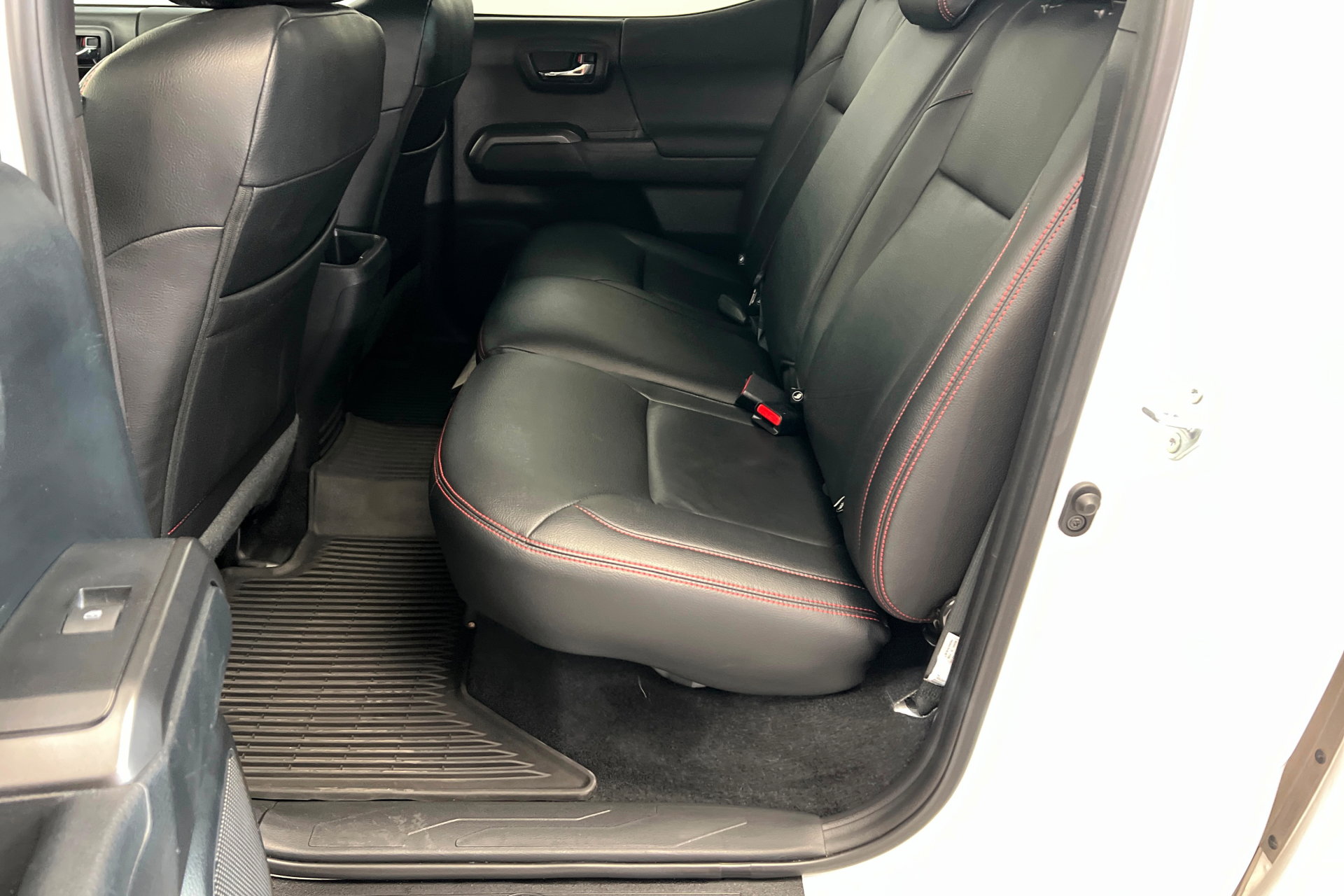 Used 2021 Toyota Tacoma TRD Sport w/ Technology Package image 22