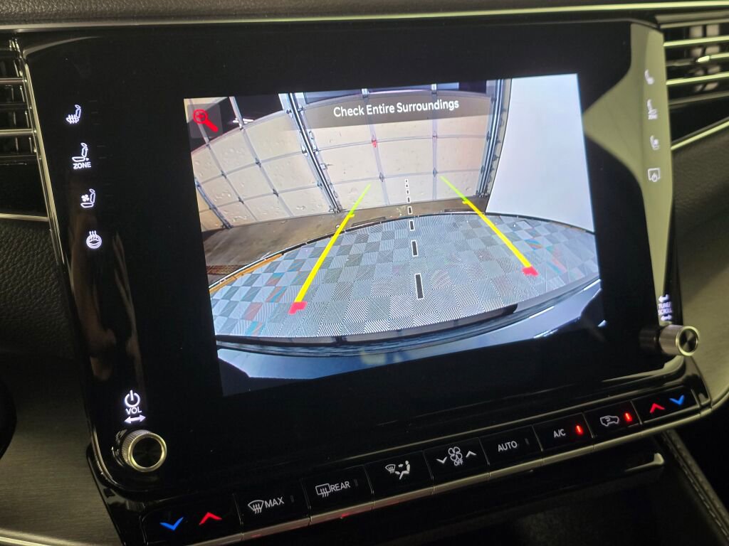 New 2025 Jeep Wagoneer L 4WD w/ HD Trailer Tow Package image 25