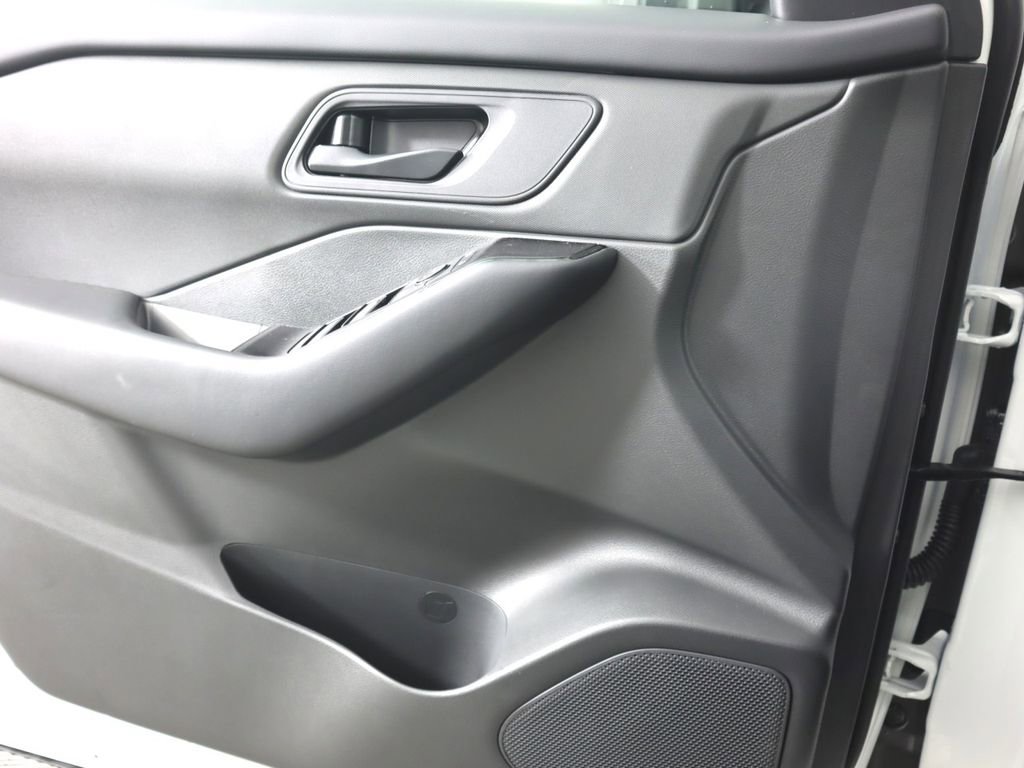 New 2026 Nissan Rogue S image 15