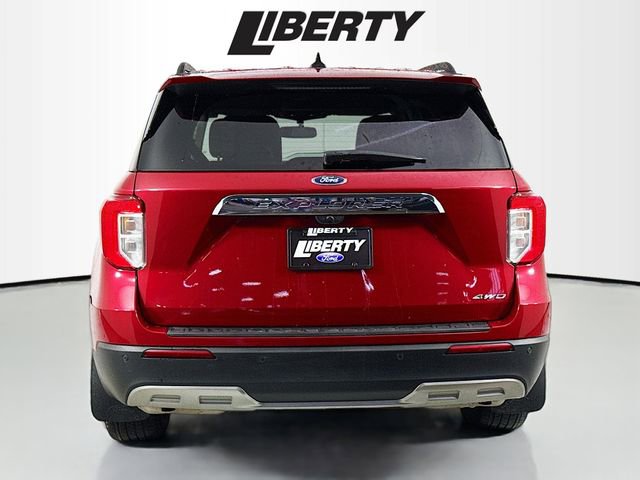 Used 2021 Ford Explorer XLT w/ Equipment Group 202A image 6