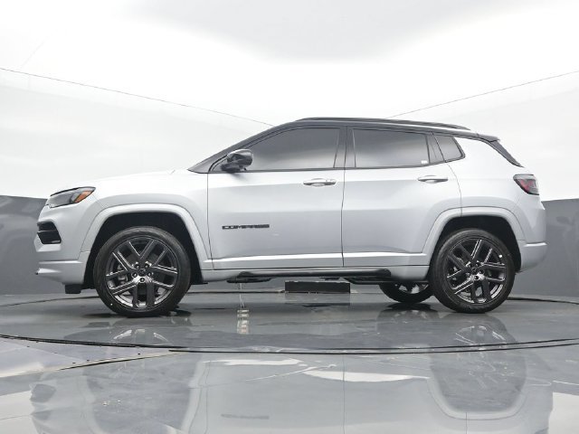 New 2025 Jeep Compass Limited w/ Driver Assist Group I AWD/4WD image 47