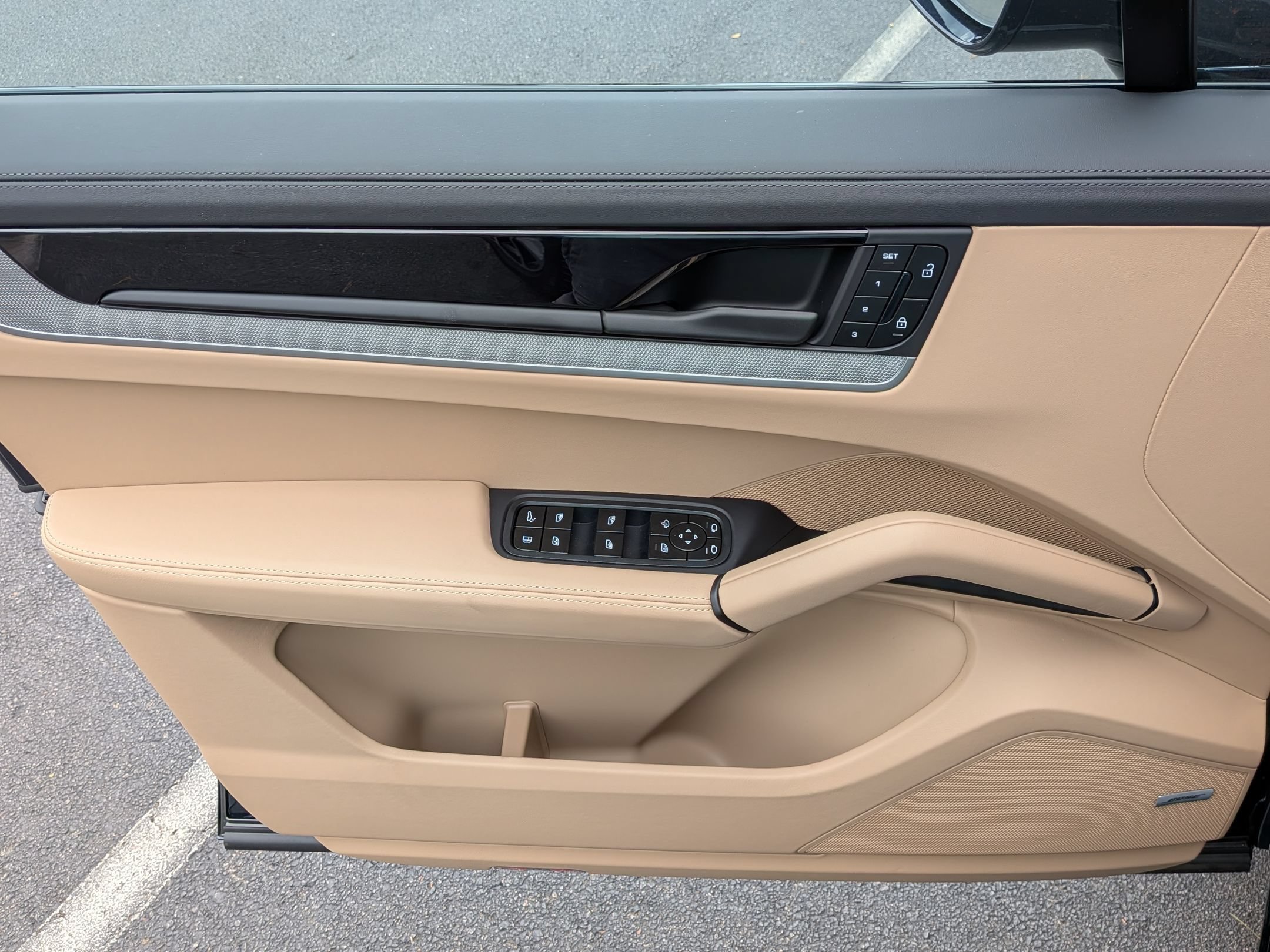 New 2026 Porsche Cayenne S AWD/4WD image 23