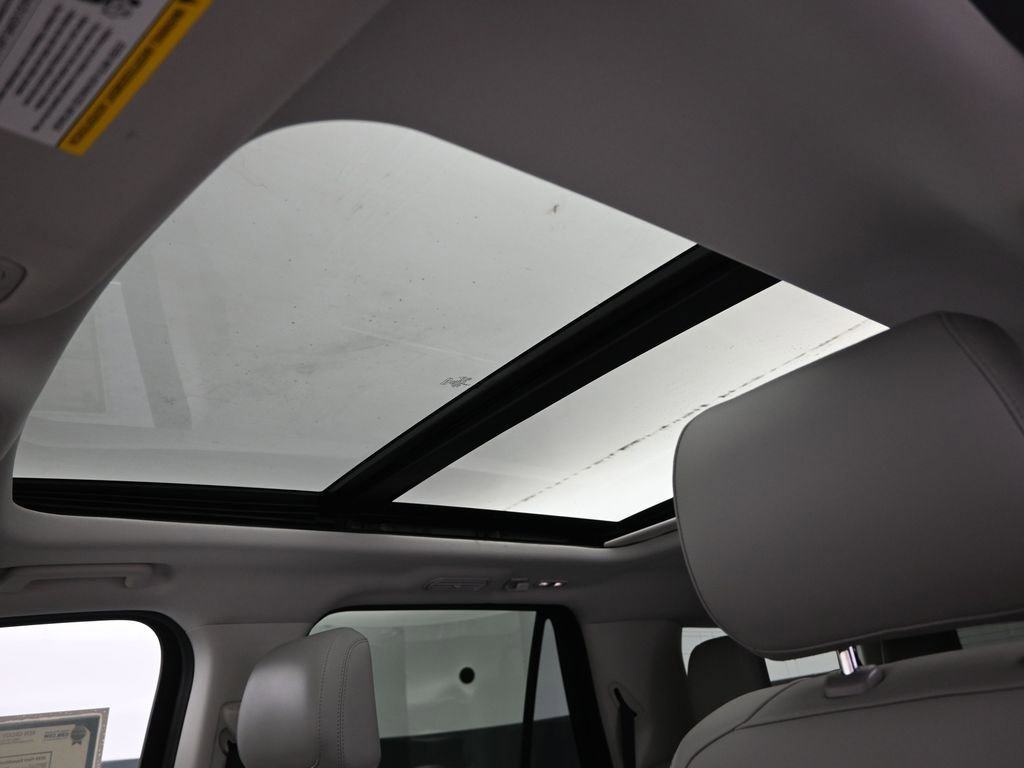 Used 2025 Ford Expedition Max Active image 25