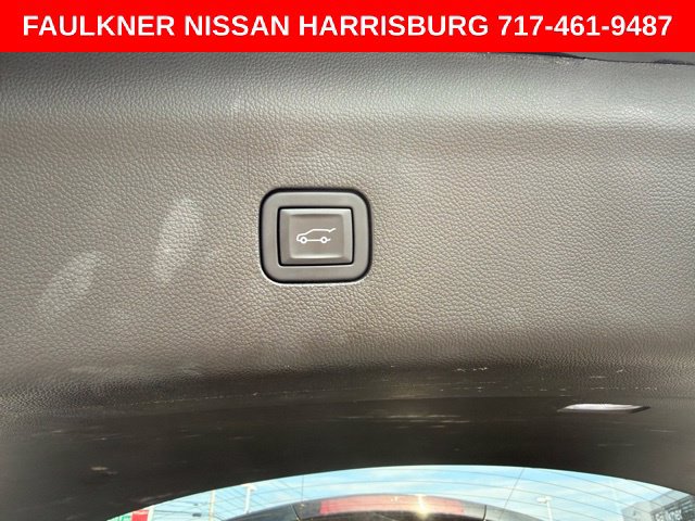Used 2024 Buick Enclave Essence w/ Technology Package AWD/4WD image 21